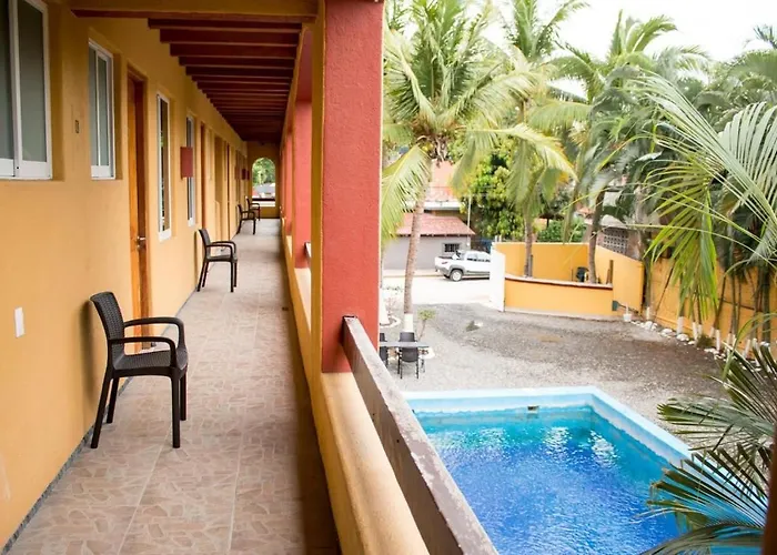 Cuamatzi Hotel Zihuatanejo